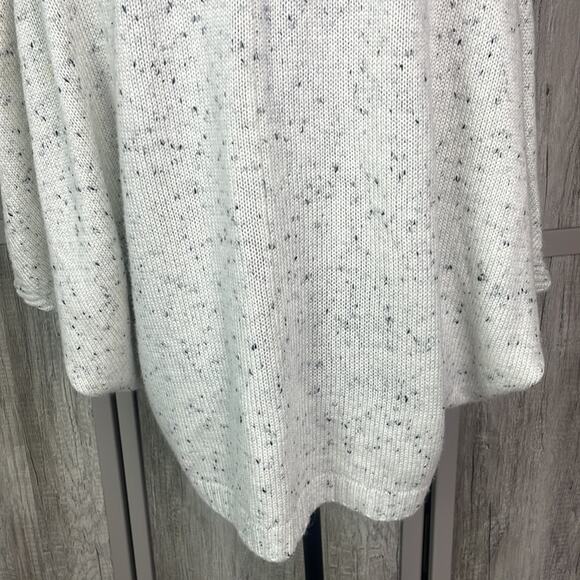 New! Vera Wang cowl neck cable knit poncho women's XS - Picture 8 of 12